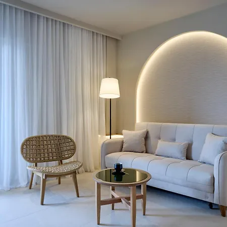 Semesteranläggning (resort) Ammos Luxury Masticharion