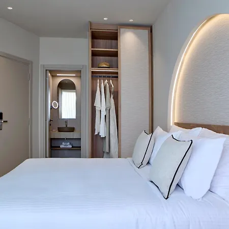 Ammos Luxury